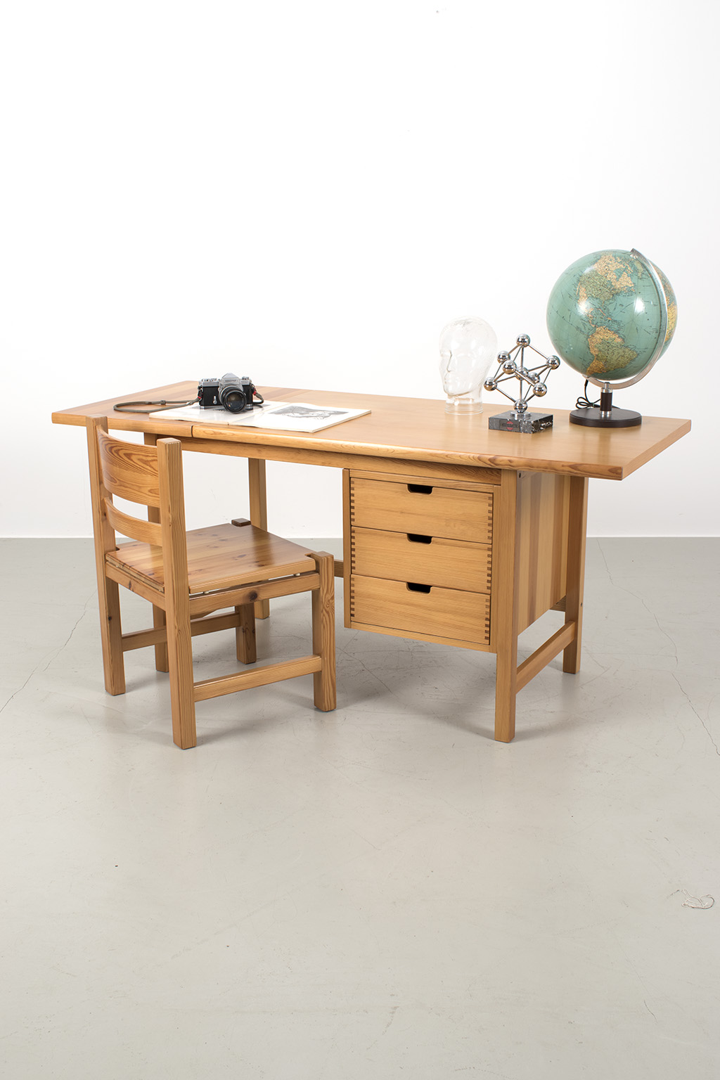 inrichting Blijven personeelszaken Grenen houten bureau met verlengbaar blad - Decennia Design